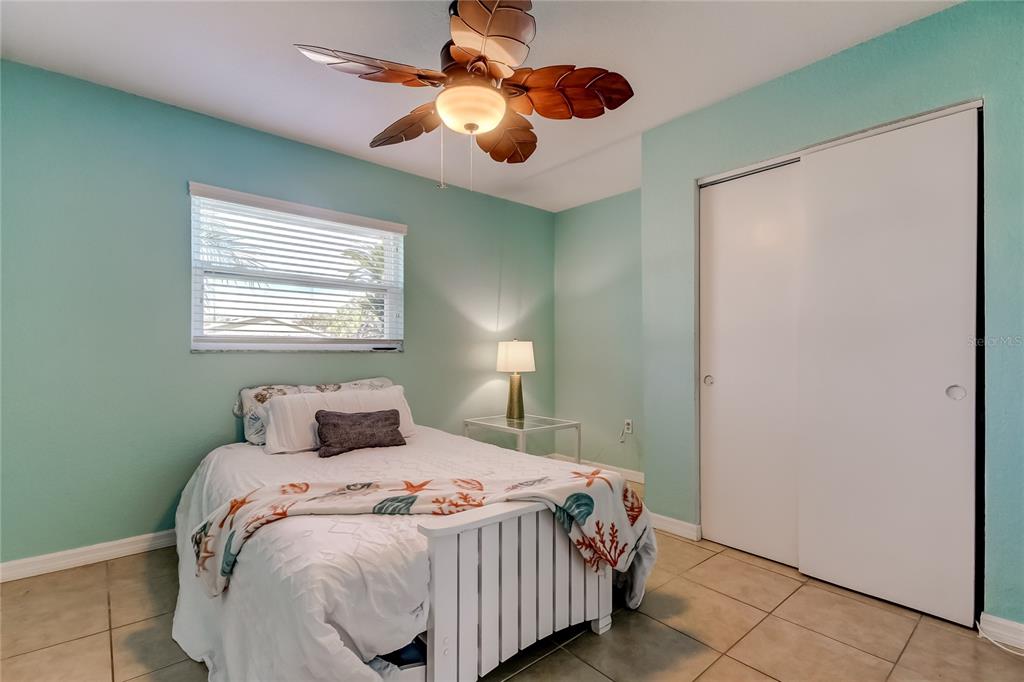 8531 81st Way Seminole, FL 33777 - Photo 15 of 27