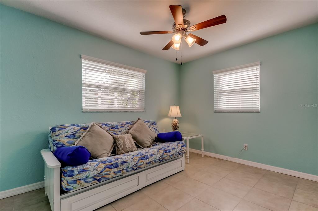 8531 81st Way Seminole, FL 33777 - Photo 17 of 27