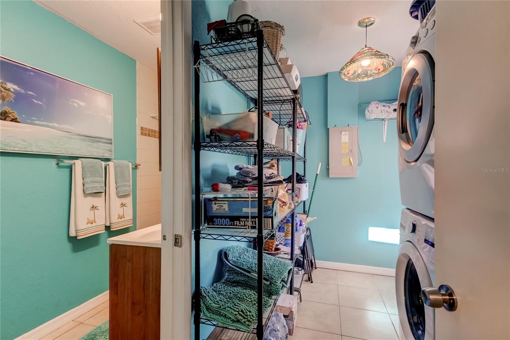 8531 81st Way Seminole, FL 33777 - Photo 21 of 27