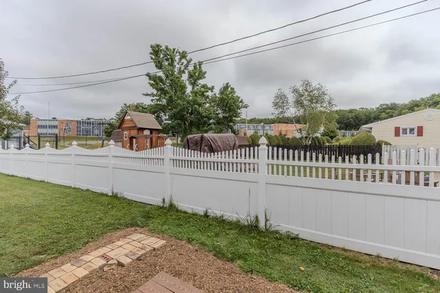 $205,000 | 403 Philips Street, Philipsburg, PA 16866