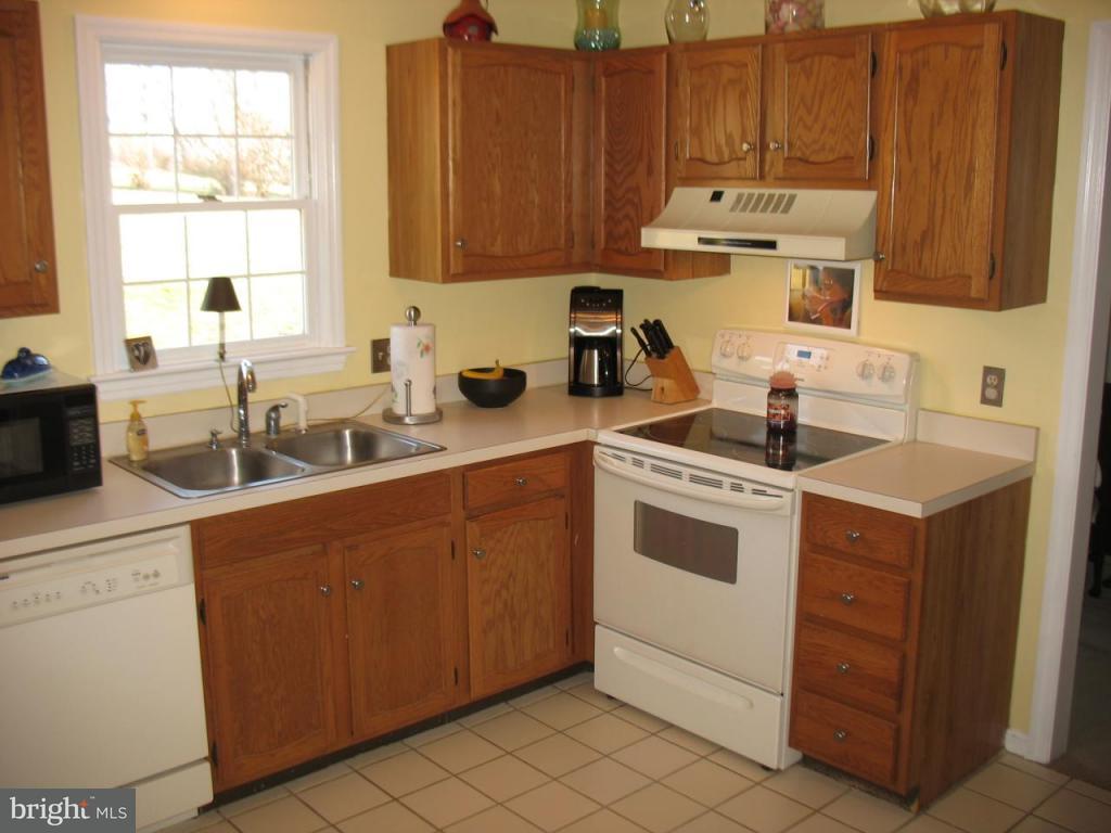 4 Round House Drive Lititz, PA 17543 - Photo 8 of 11