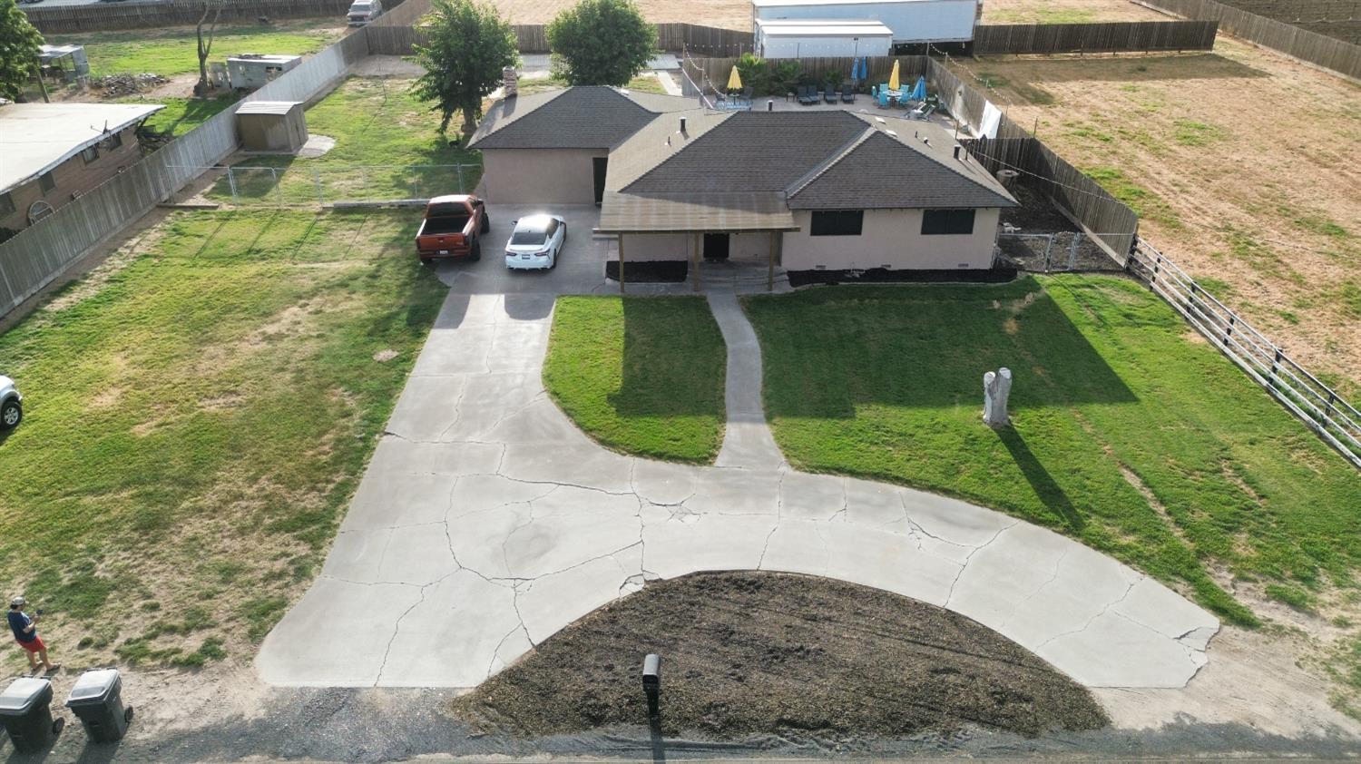 4701 South Faith Home Road Turlock, CA 95380 - Photo 2 of 33