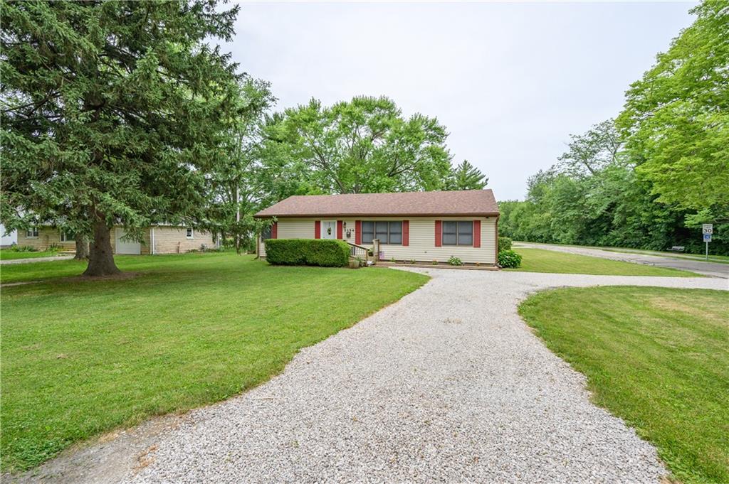 3154 North Marr Road Columbus, IN 47203 - Photo 3 of 39 Gallery Image 3