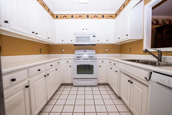 $244,900 | 32 Arbours W Lane, Moore, SC 29369