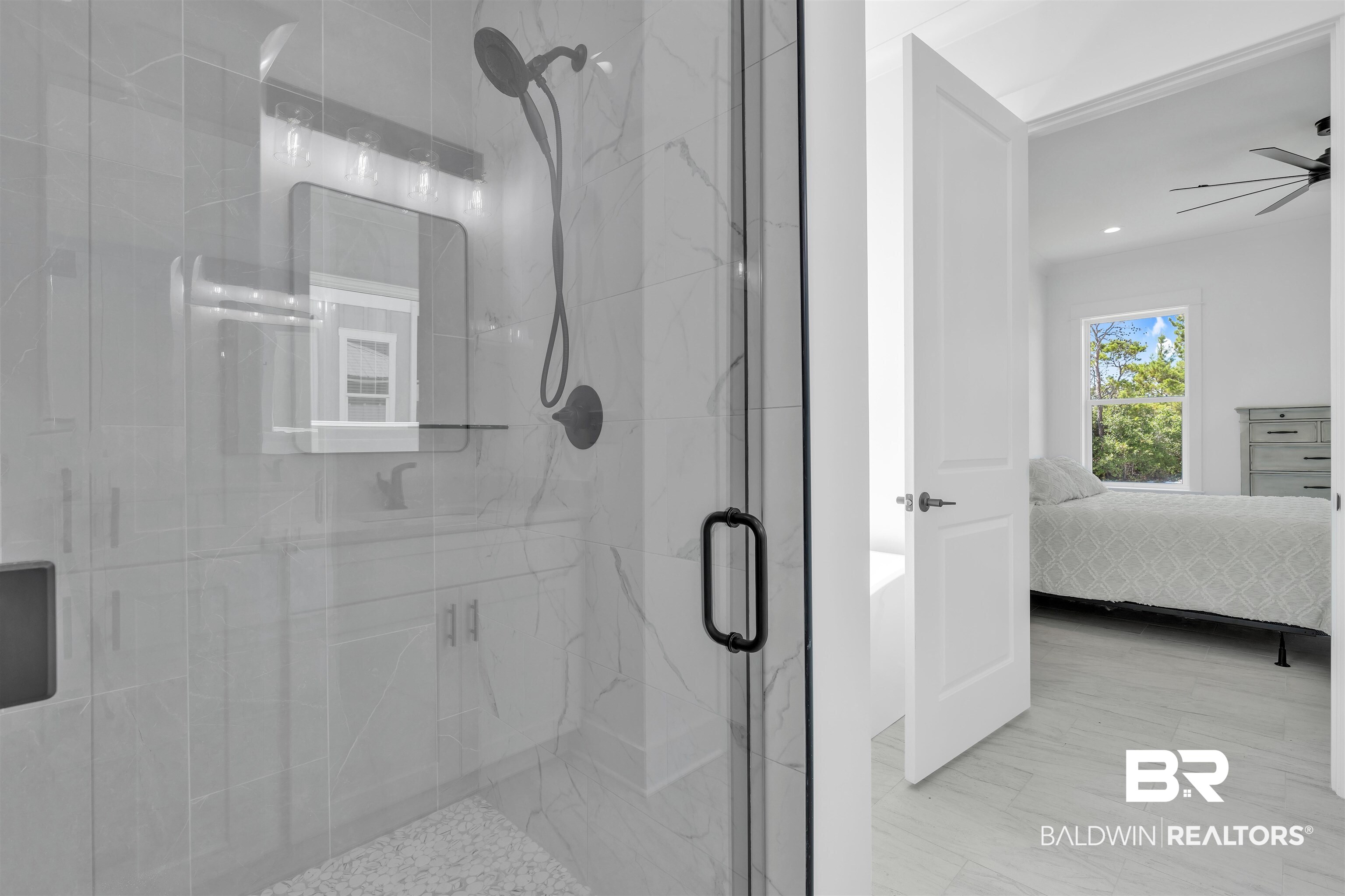 31487 River Road Orange Beach, AL 36561 - Photo 16 of 77 Primary Bathroom