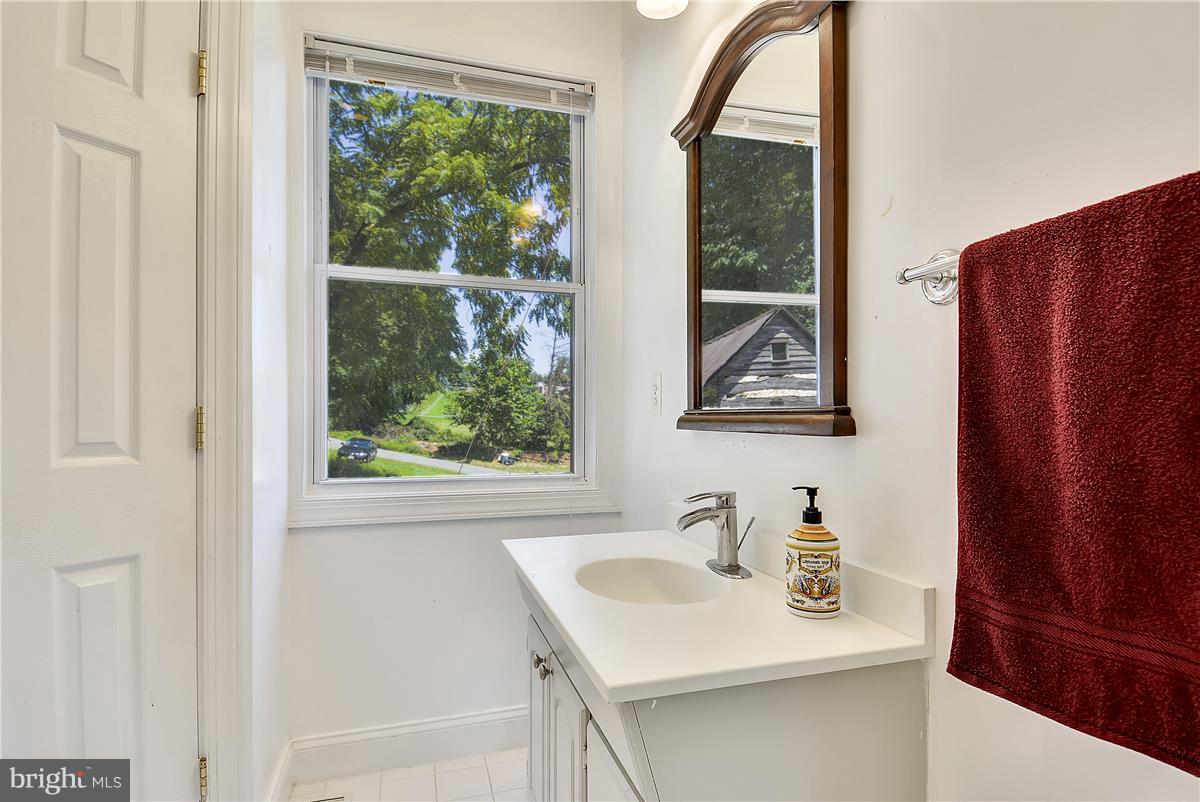 13654 Wilt Store Road Leesburg, VA 20176 - Photo 22 of 30 Bath