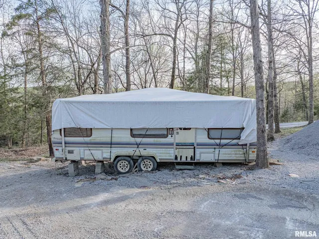 $170,000 | 565 Dutton Chapel Road, Herod, IL 62947