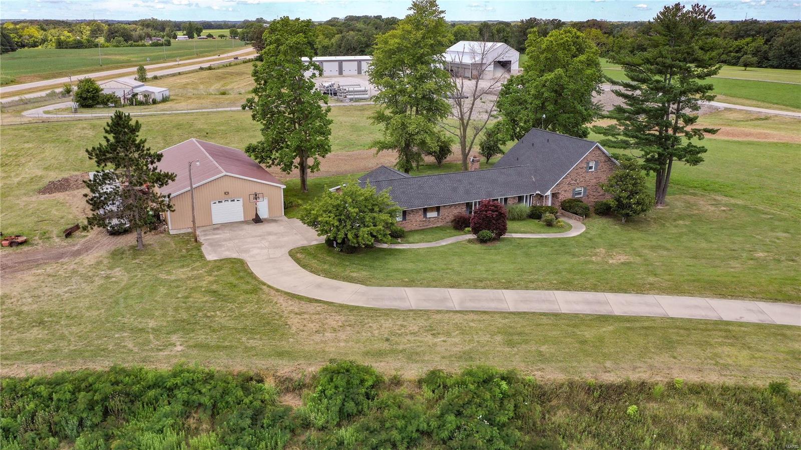 8400 Lageman Road Godfrey, IL 62035 - Photo 1 of 64