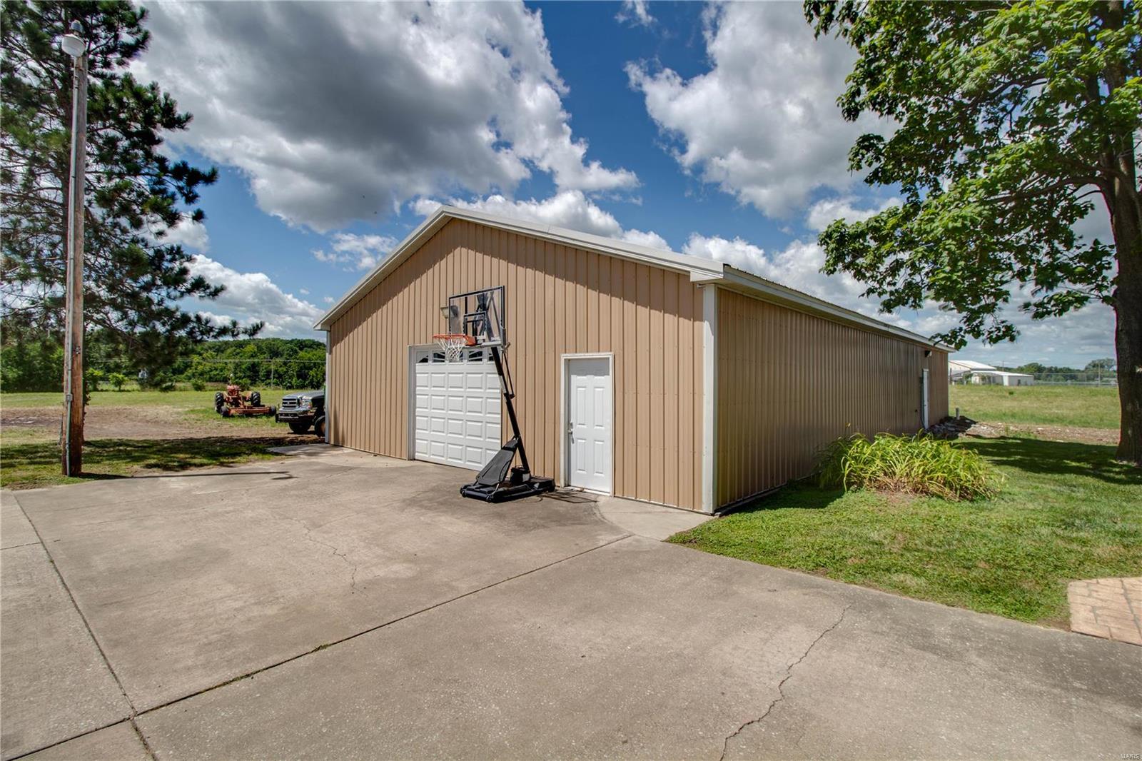 8400 Lageman Road Godfrey, IL 62035 - Photo 60 of 64