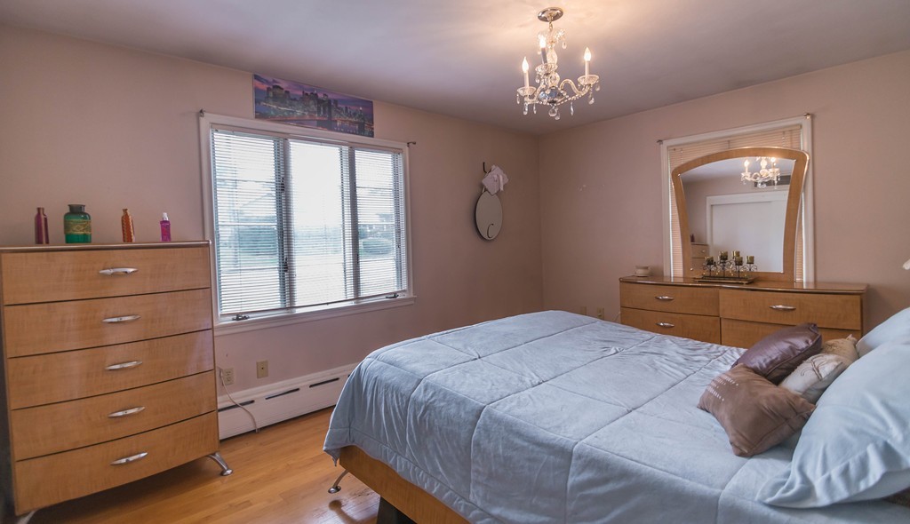 78 Chalmers Street Springfield, MA 01118 - Photo 14 of 26 Gallery Image 14
