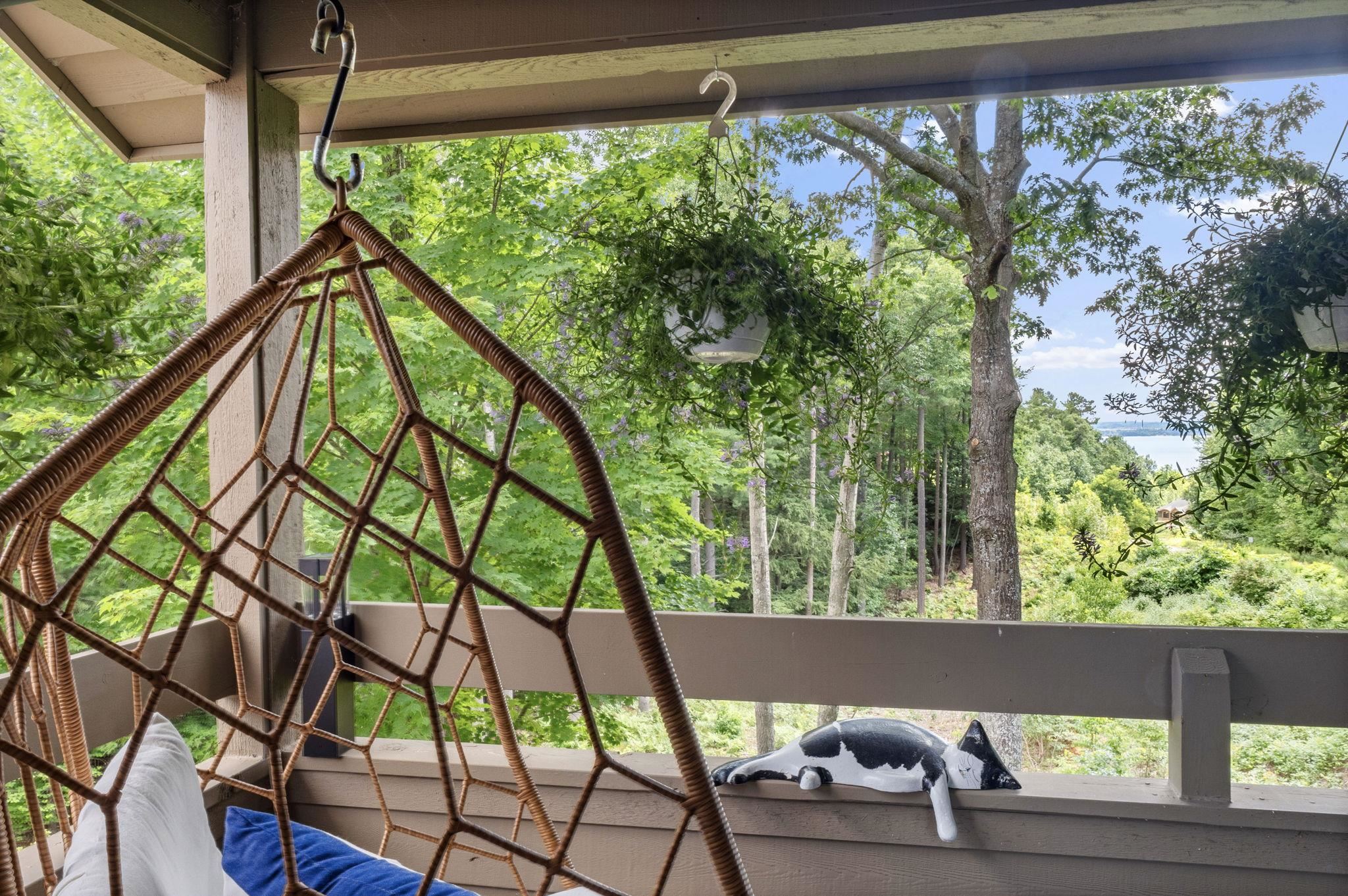 6434 Mission Ridge Traverse City, MI 49686 - Photo 27 of 73 1925218-eac1336d-0924-46a6-8757-7dd05aa81289.JPG