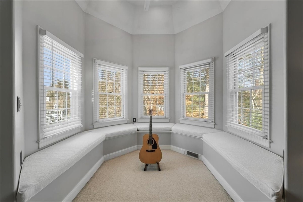 31 Round Hill Road Kingston, MA 02364 - Photo 24 of 42 a living room with furniture and a large window