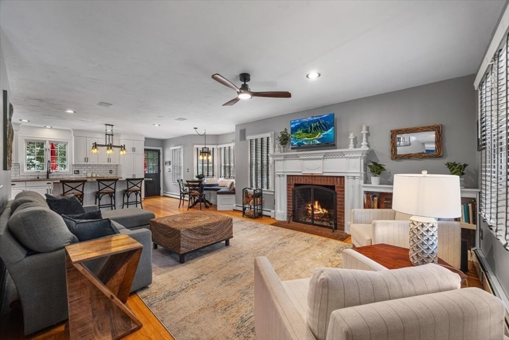 31 Round Hill Road Kingston, MA 02364 - Photo 6 of 42 a living room with furniture and a fireplace