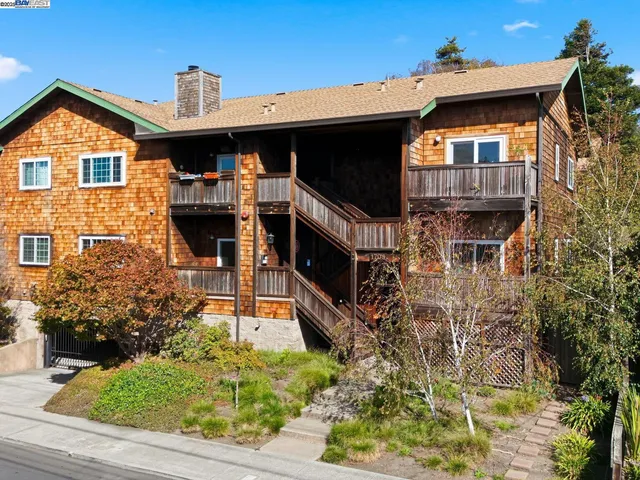 $499,000 | 1708 Lexington Avenue, Unit 2, El Cerrito, CA 94530