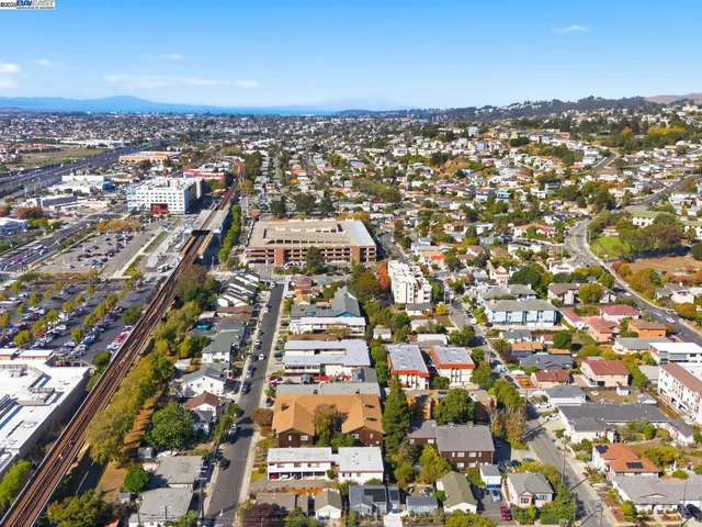 $499,000 | 1708 Lexington Avenue, Unit 2, El Cerrito, CA 94530