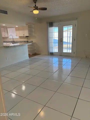 $2,050 | 5440 Virginia Avenue, Phoenix, AZ 85035