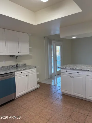 $2,050 | 5440 Virginia Avenue, Phoenix, AZ 85035