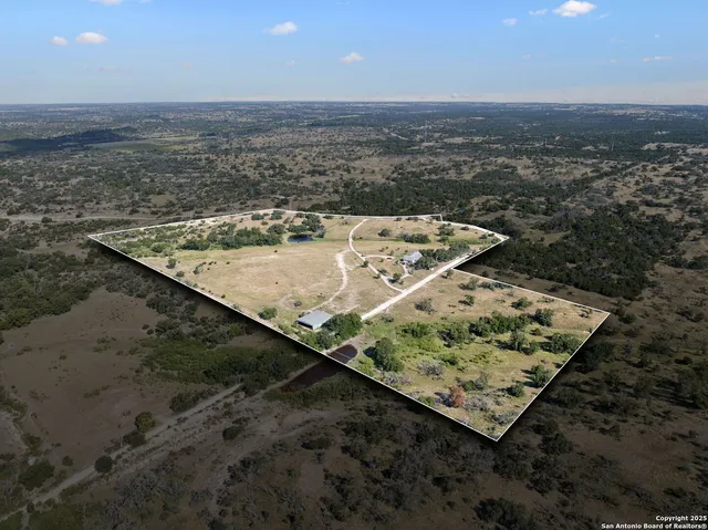 $1,360,000 | 817 Usener Road, Fredericksburg, TX 78624