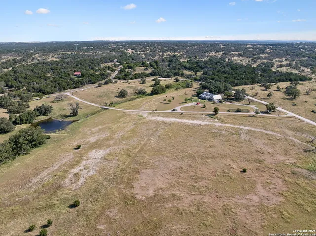 $1,360,000 | 817 Usener Road, Fredericksburg, TX 78624