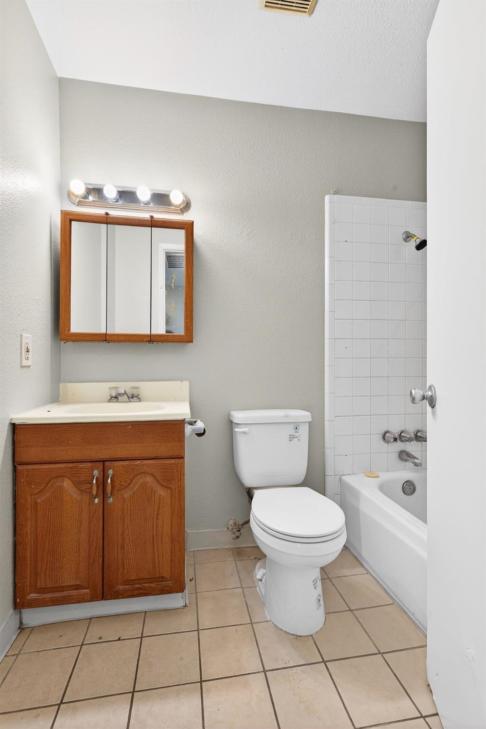 4427 Calandria Street, Unit 2 Stockton, CA 95207 - Photo 21 of 21