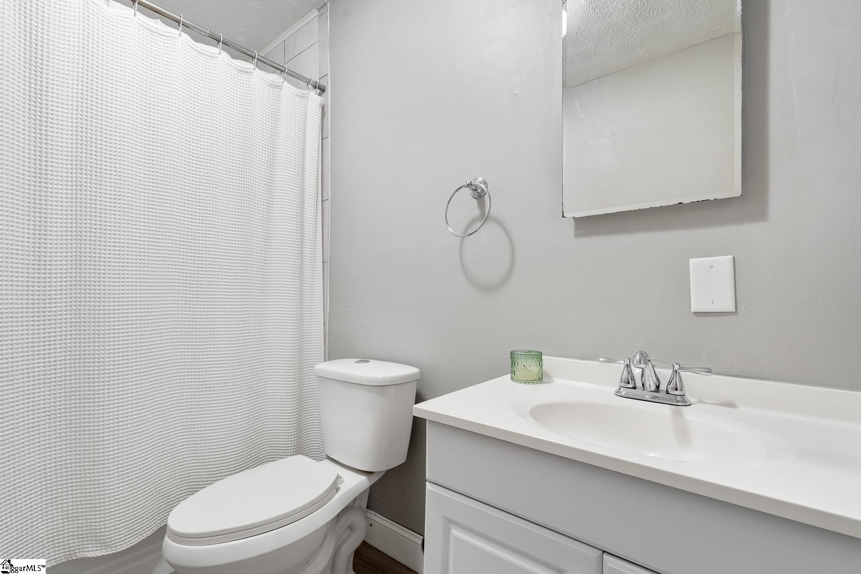 200 Duke Street Easley, SC 29640 - Photo 17 of 26