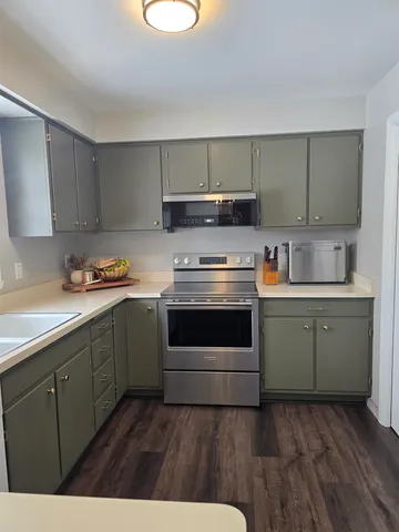 $280,000 | 1719 South Seminole Road, Appleton, WI 54914