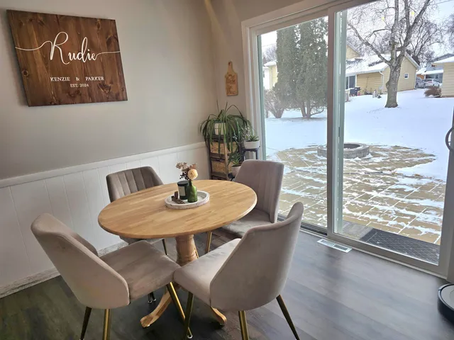 $280,000 | 1719 South Seminole Road, Appleton, WI 54914