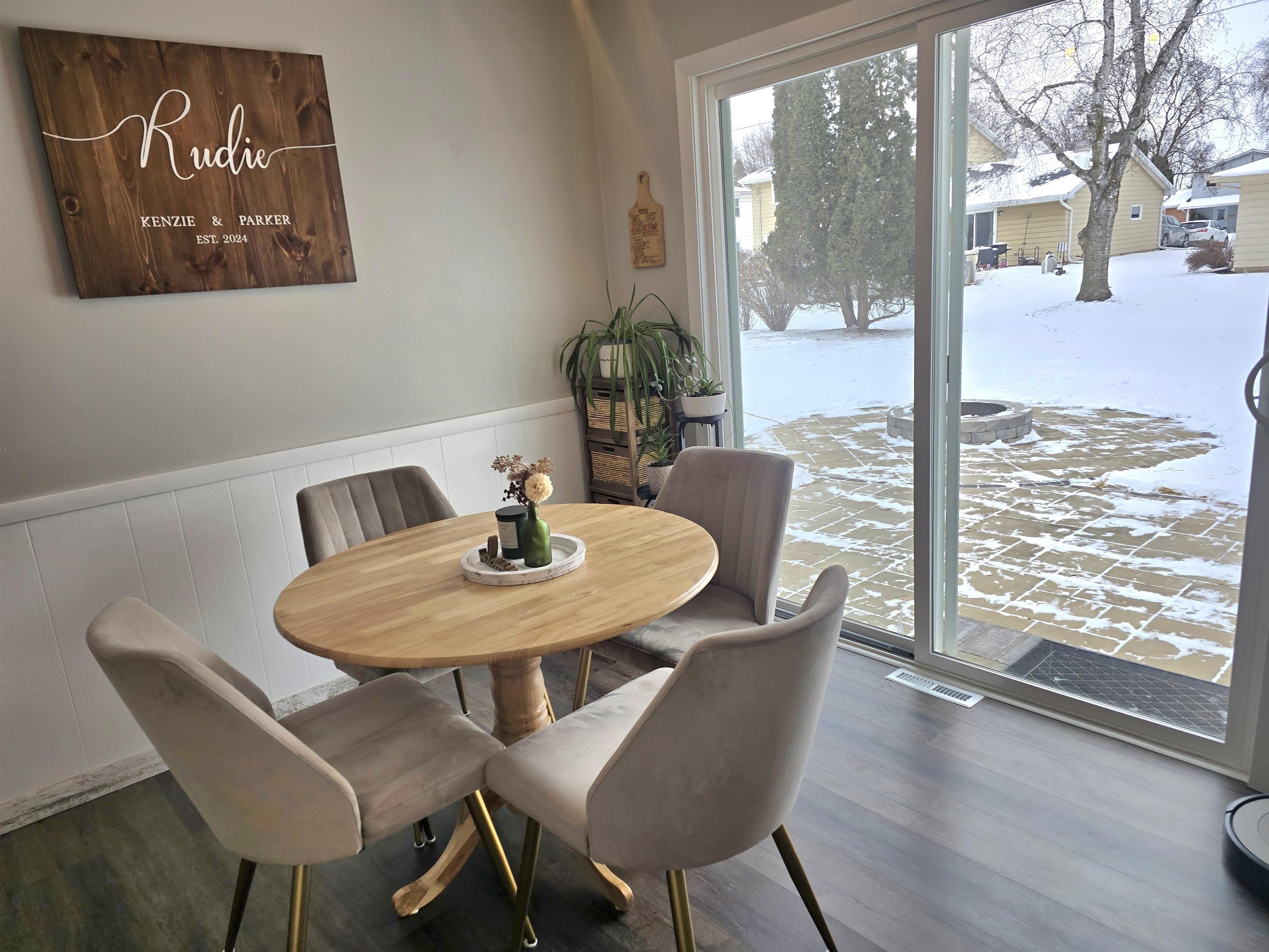 1719 South Seminole Road Appleton, WI 54914 - Photo 9 of 31