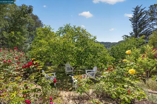 $2,100,000 | 26 Carisbrook Drive, Orinda, CA 94563