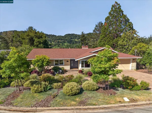 $2,100,000 | 26 Carisbrook Drive, Orinda, CA 94563