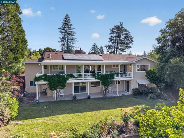 $2,100,000 | 26 Carisbrook Drive, Orinda, CA 94563