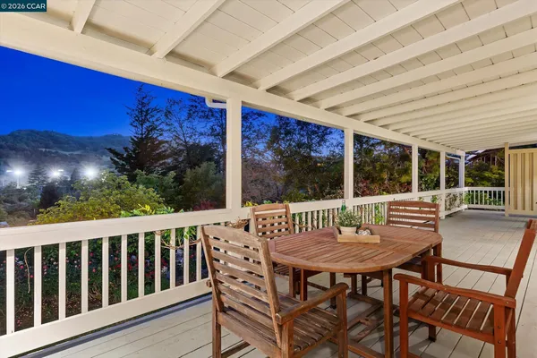 $2,100,000 | 26 Carisbrook Drive, Orinda, CA 94563