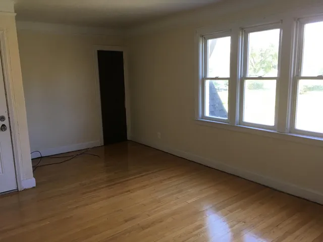 $745 | 15018 Hubbell Avenue, Unit 2, Detroit, MI 48227