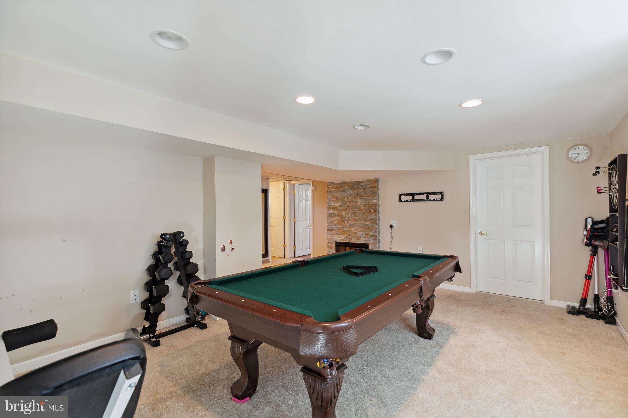 1058 Huntingdon Pike Huntingdon Valley, PA 19006 - Photo 23 of 46