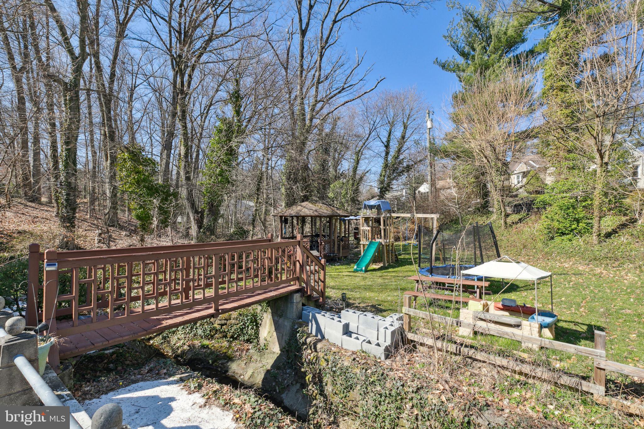 1058 Huntingdon Pike Huntingdon Valley, PA 19006 - Photo 6 of 46