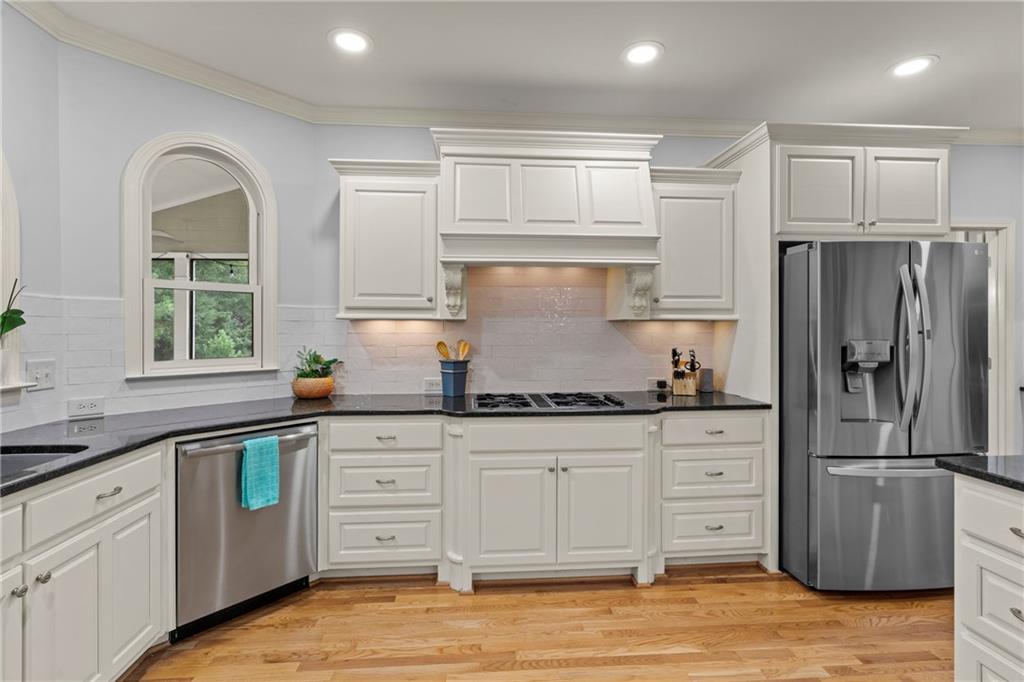 507 Blue Ridge Way Canton, GA 30114 - Photo 8 of 63 Gallery Image 8