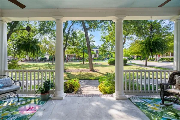 $1,050,000 | 2324 Grassmere Lane, McKinney, TX 75071