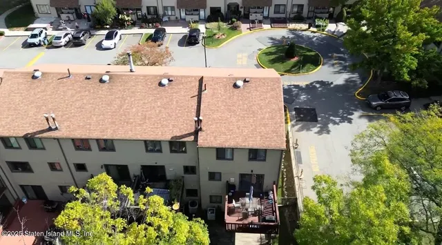 $679,000 | 97 Bower Court | Rossville