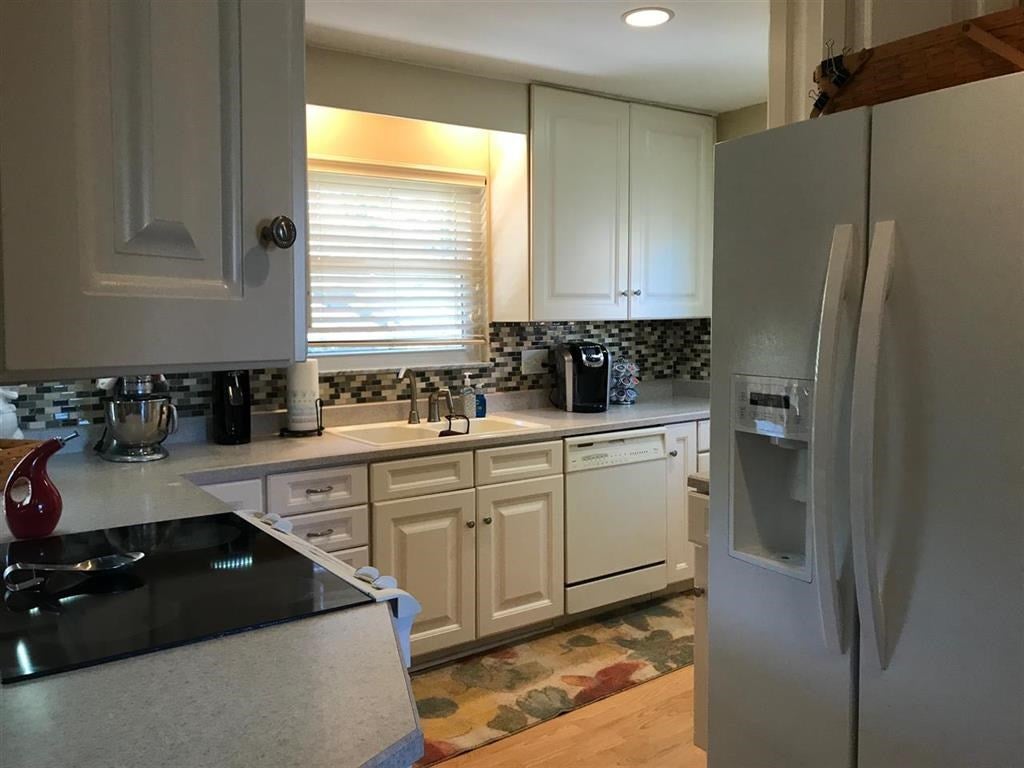 9 Hamill Road Huntington, WV 25701 - Photo 4 of 17 Gallery Image 4