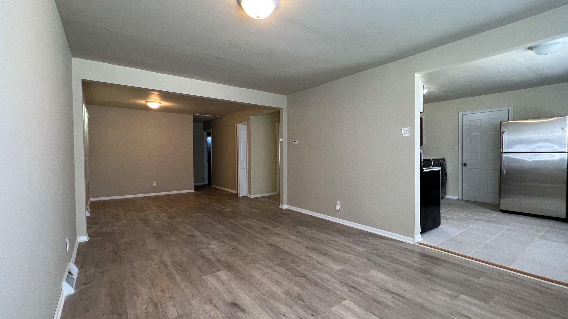 29 Circle Drive Dixmoor, IL 60426 - Photo 4 of 13