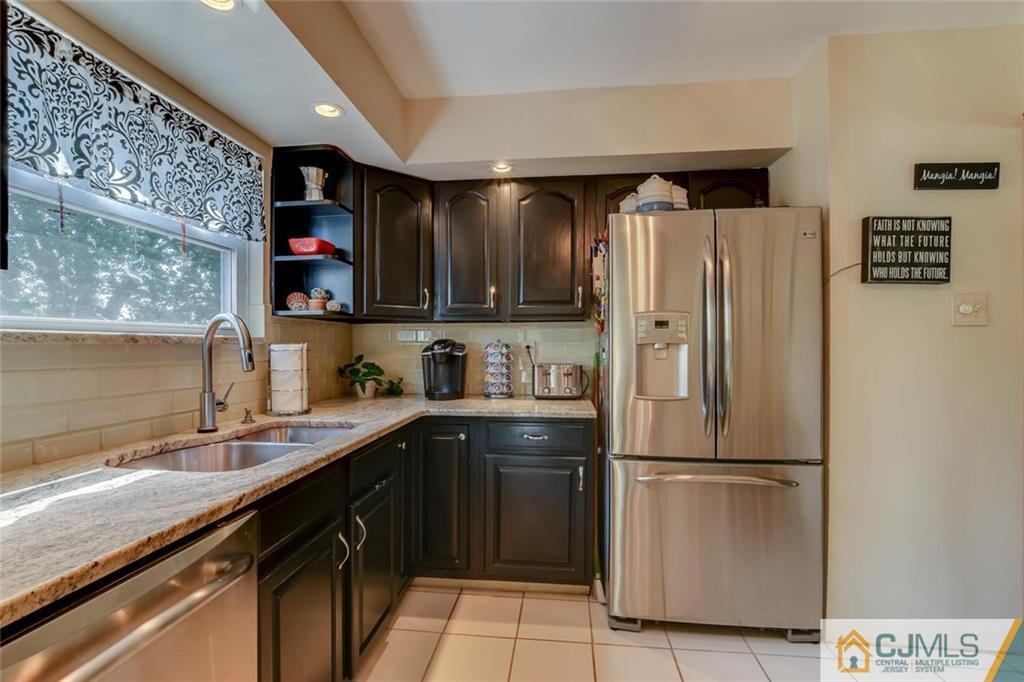 7 Continental Road Somerset, NJ 08873 - Photo 6 of 24 Gallery Image 6