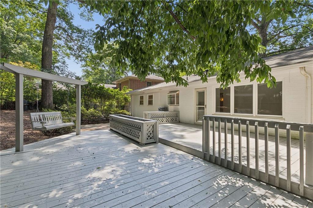 2478 Tanglewood Road Decatur, GA 30033 - Photo 42 of 48