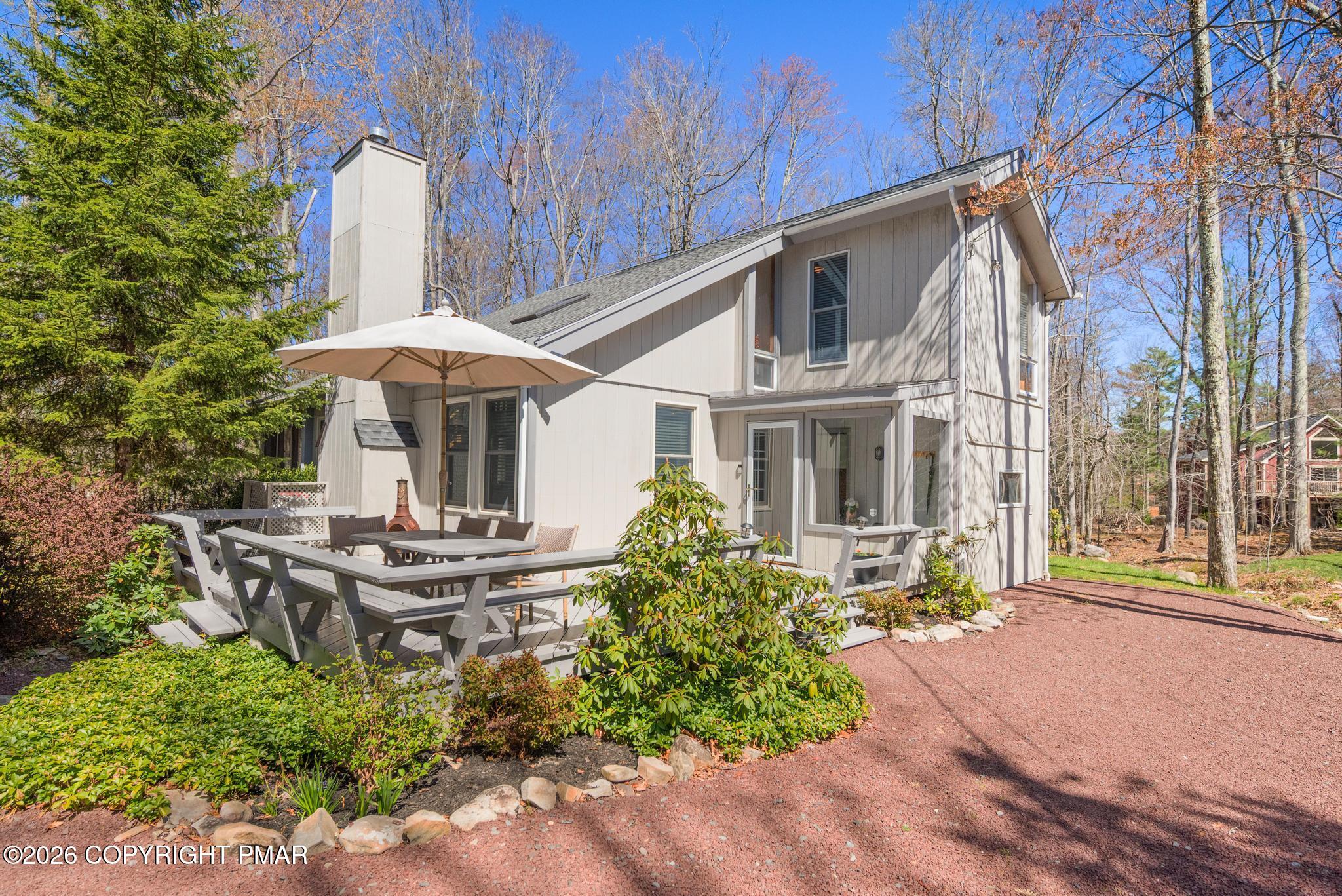 283 Long View Lane Pocono Pines, PA 18350 - Photo 3 of 58 PAX_9982