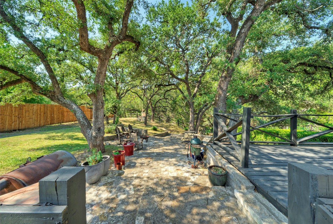 101 Arrowlake Road Wimberley, TX 78676 - Photo 38 of 40 a view of a backyard with sitting area