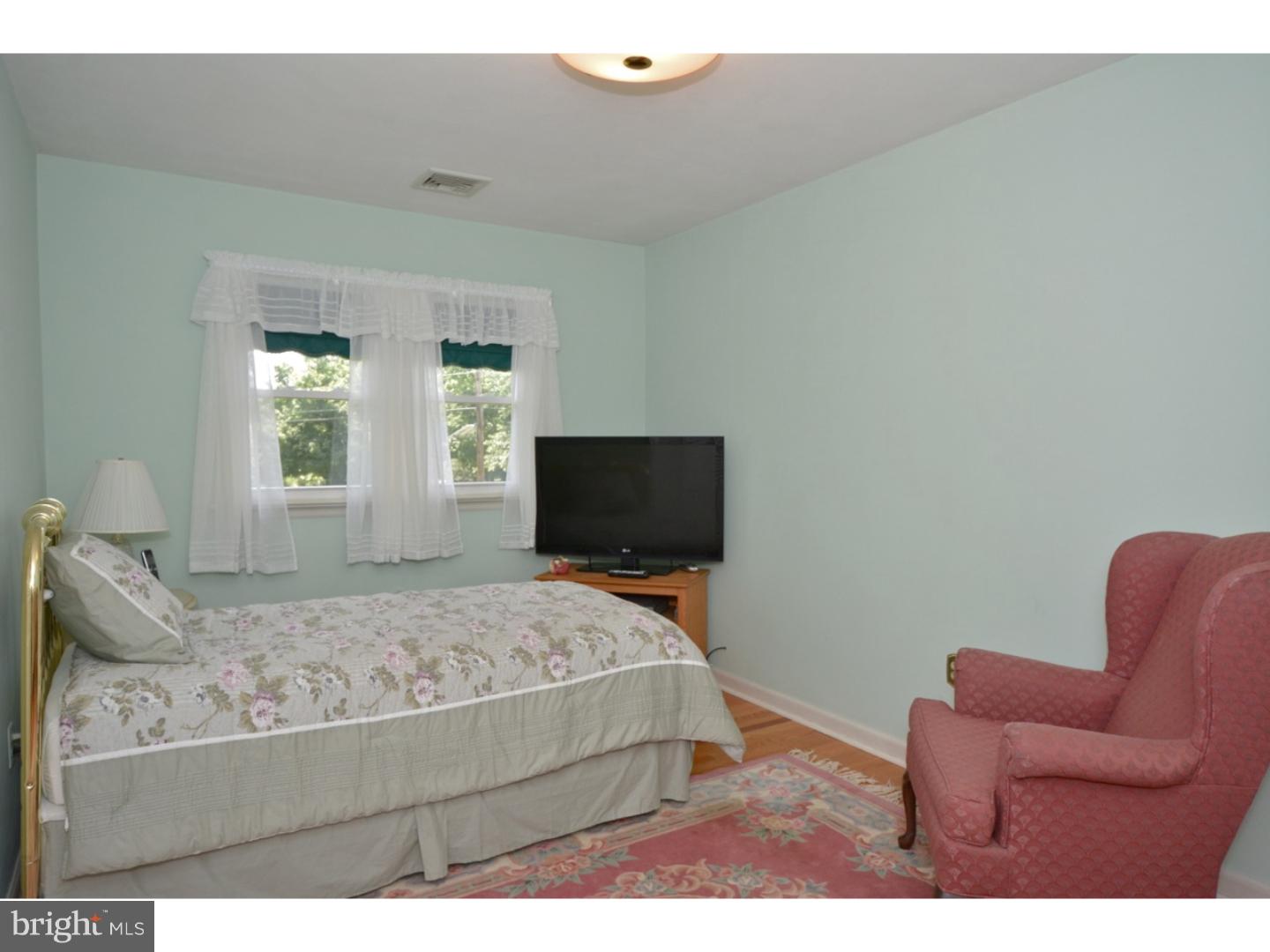 1 Reigate Way Titusville, NJ 08560 - Photo 13 of 21