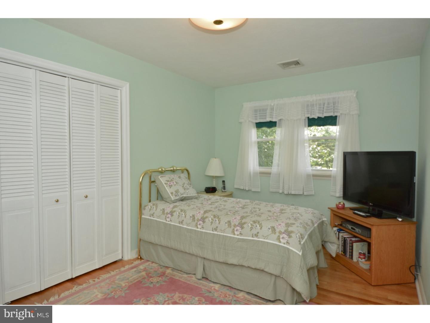 1 Reigate Way Titusville, NJ 08560 - Photo 14 of 21