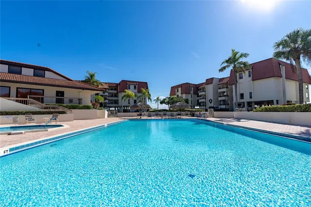 $629,000 | 120 1st Street East, Unit 108, Tierra Verde, FL 33715