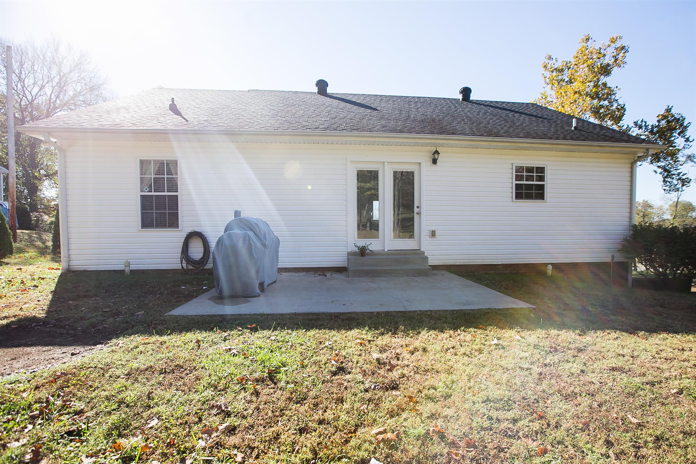 1453 Appleton Road Clarksville, TN 37043 - Photo 23 of 24 Gallery Image 23