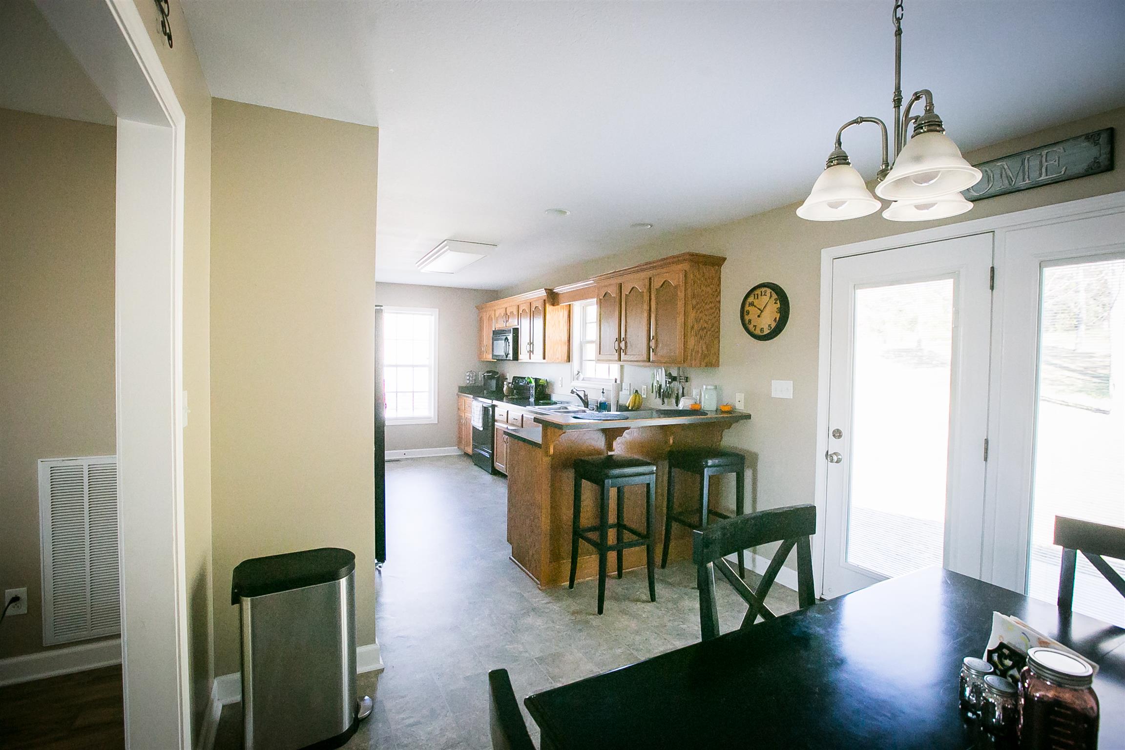 1453 Appleton Road Clarksville, TN 37043 - Photo 8 of 24 Gallery Image 8
