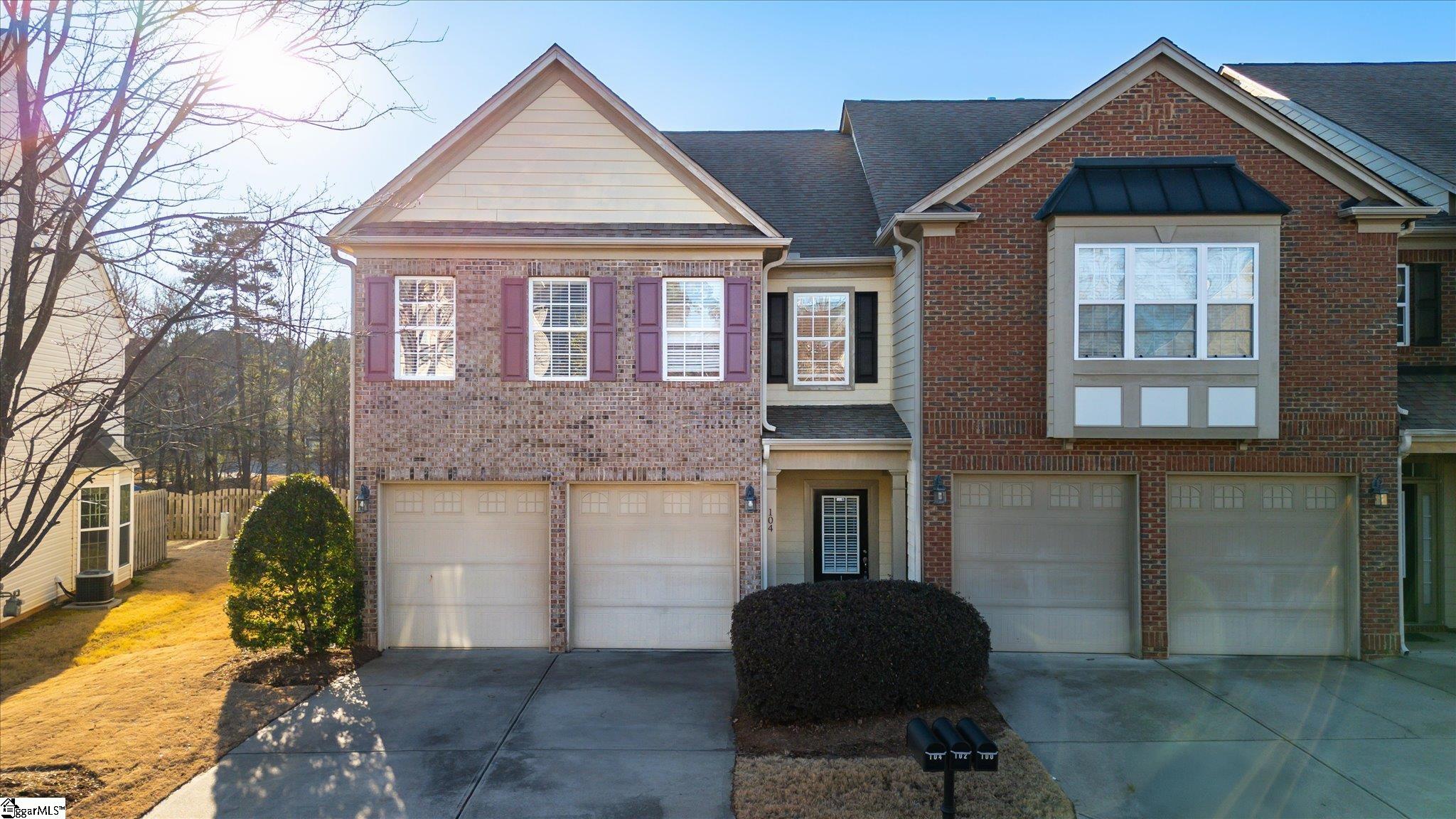 104 Awendaw Way Greenville, SC 29607 - Photo 3 of 29 Gallery Image 3